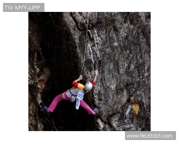 成都攀岩队的团队协作之道:挑战极限与合作精神的完美结合 成都攀岩队的团队协作之道:挑战极限与合作精神的完美结合